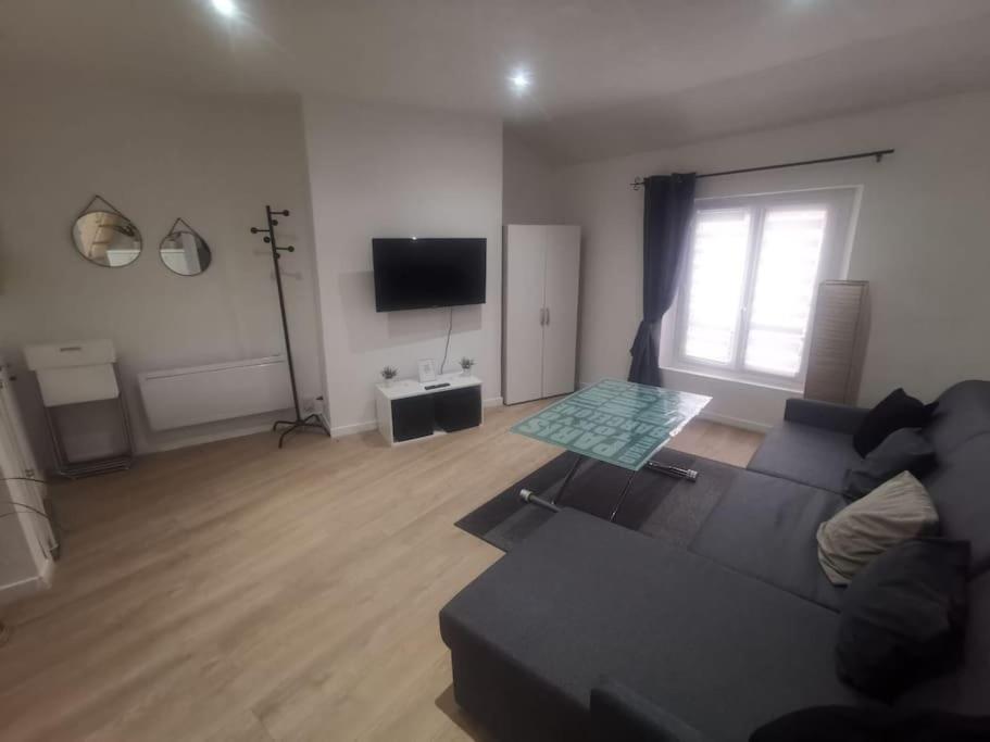 Smart House Airport Cdg, Asterix Apartman Louvres Kültér fotó