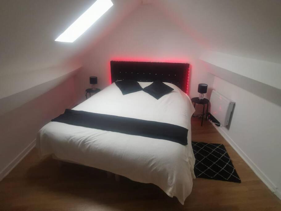 Smart House Airport Cdg, Asterix Apartman Louvres Kültér fotó